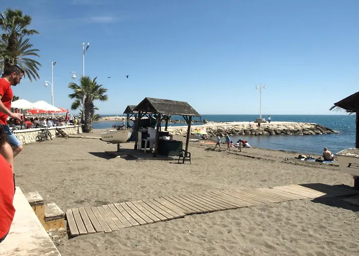 Malagaonbeach 1 - Two Bedrooms - Up To 3 People - 10 Meters Beach