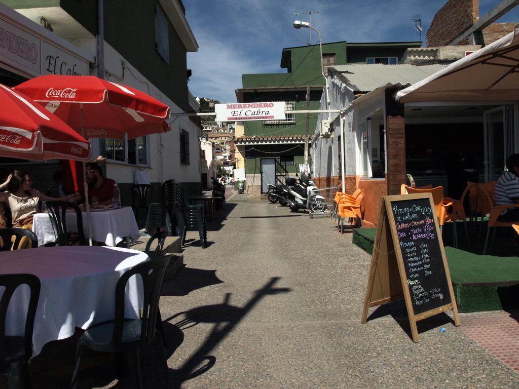 Malagaonbeach 1 - Two Bedrooms - Up To 3 People - 10 Meters Malaga