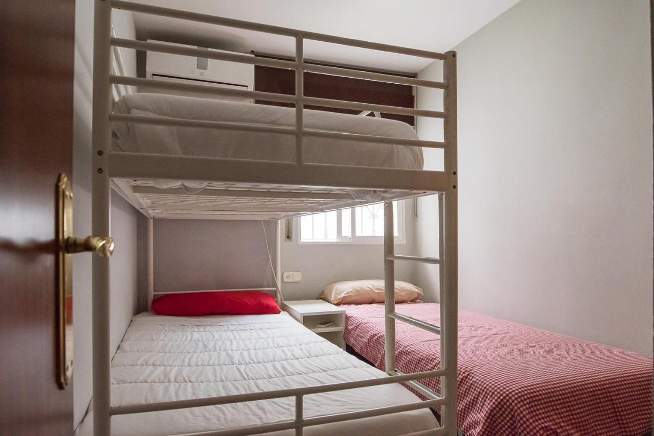 Malagaonbeach 1 - Two Bedrooms - Up To 3 People - 10 Meters * Màlaga