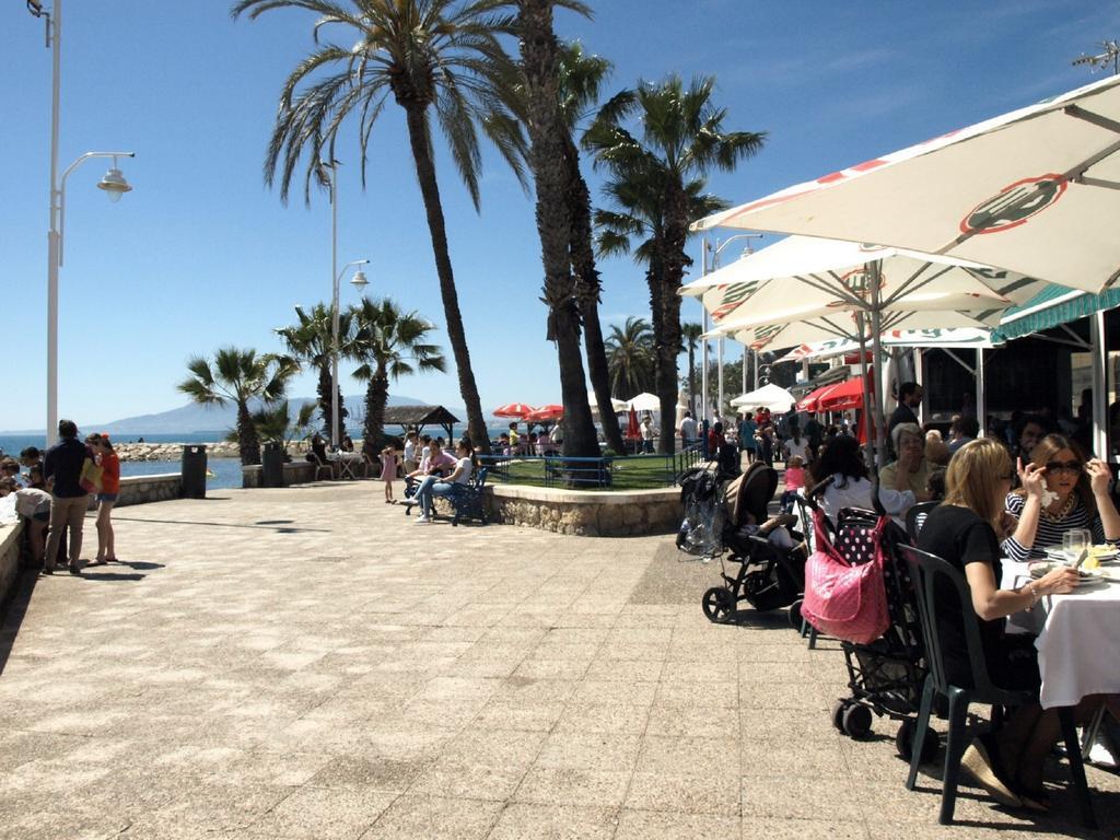 Malagaonbeach 1 - Two Bedrooms - Up To 3 People - 10 Meters * Màlaga